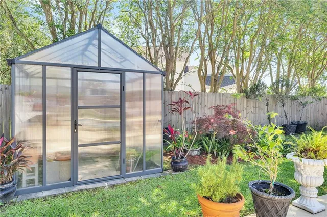 $585,000 | 136 Jennifer Lane, Laplace, LA 70068