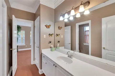 $585,000 | 136 Jennifer Lane, Laplace, LA 70068