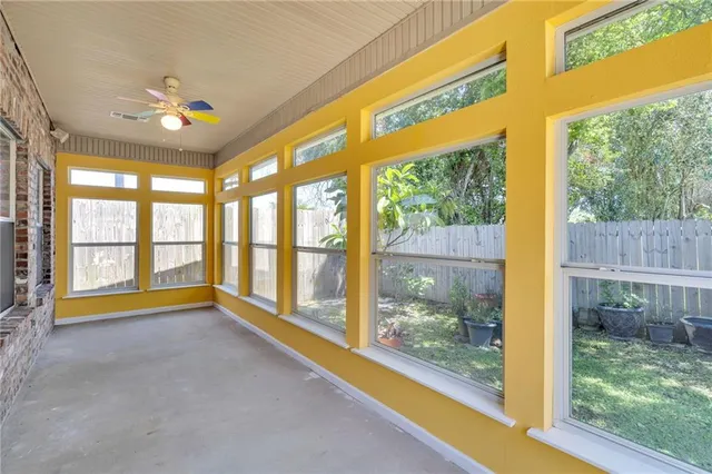 $585,000 | 136 Jennifer Lane, Laplace, LA 70068