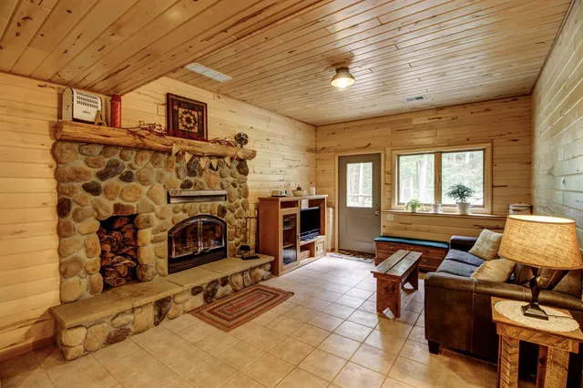 $1,150,000 | 26298 County 89, Park Rapids, MN 56470