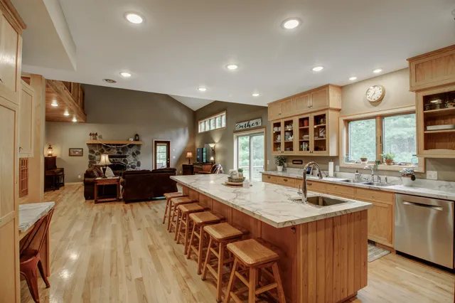 $1,150,000 | 26298 County 89, Park Rapids, MN 56470