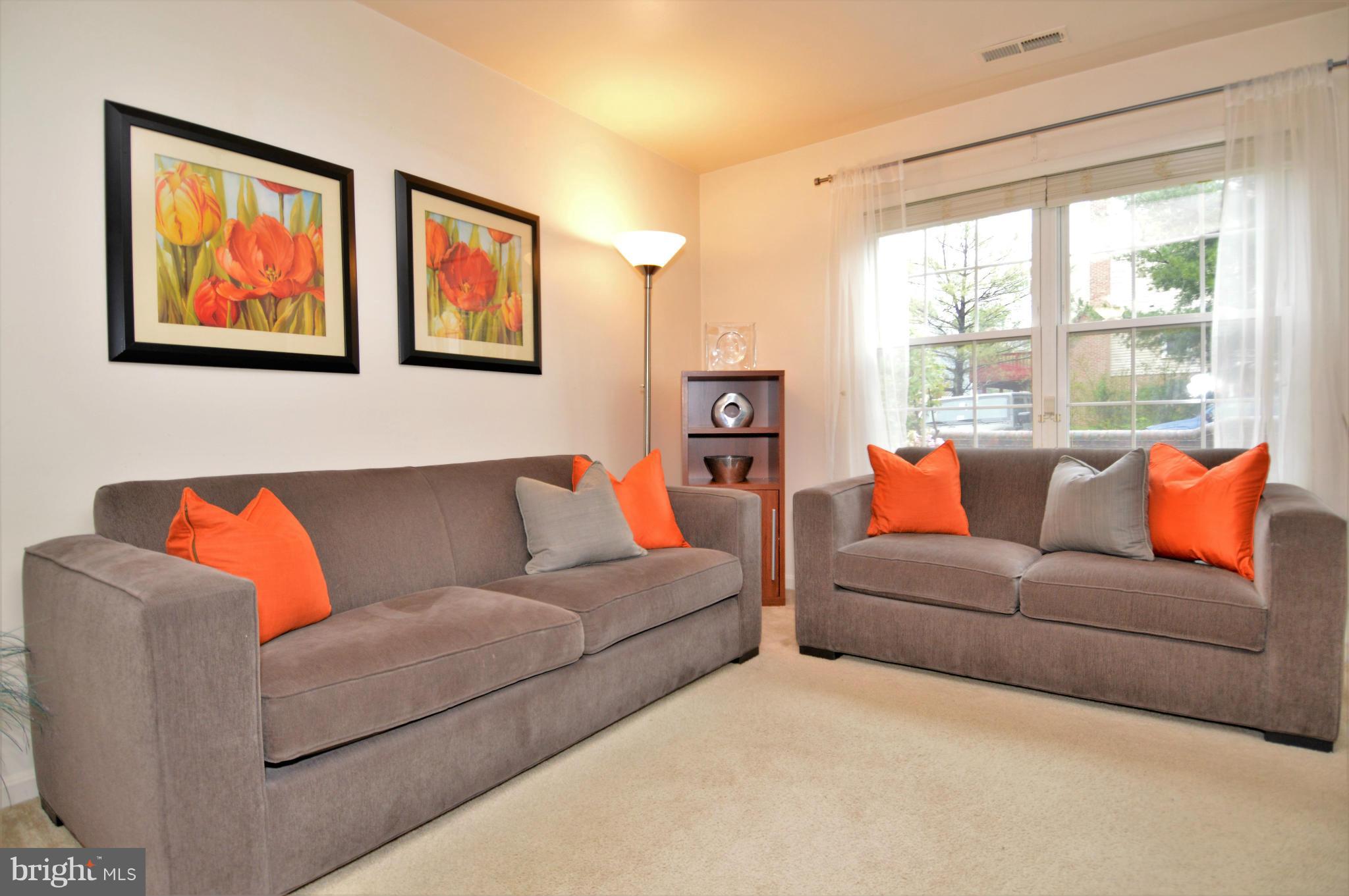 13145 Broadmore Road Silver Spring, MD 20904 - Photo 16 of 25 Family Room