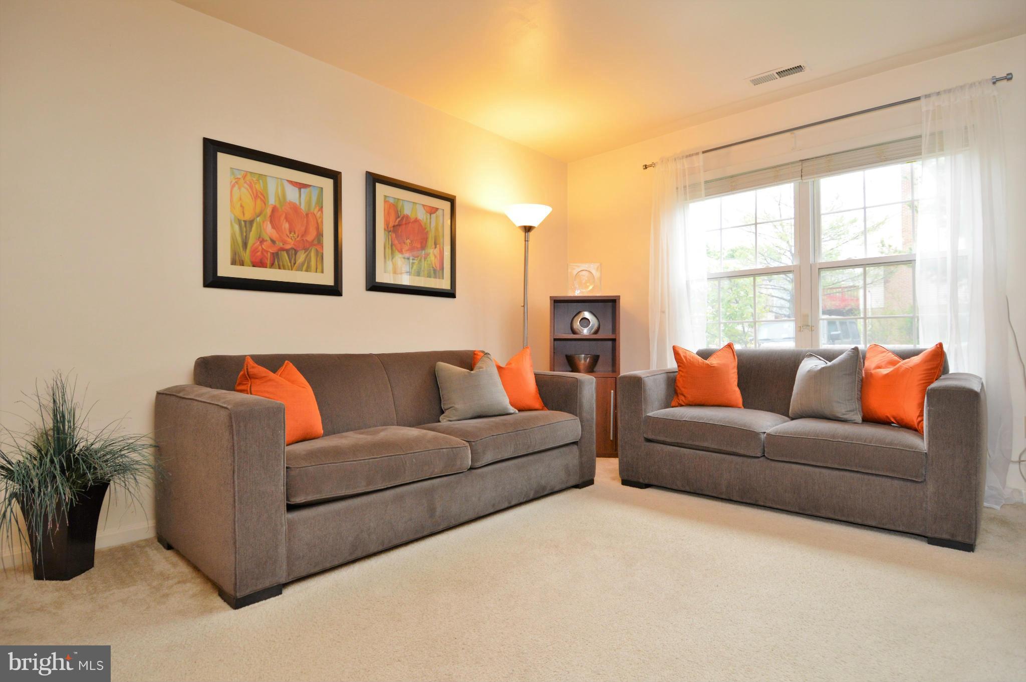 13145 Broadmore Road Silver Spring, MD 20904 - Photo 17 of 25 Family Room