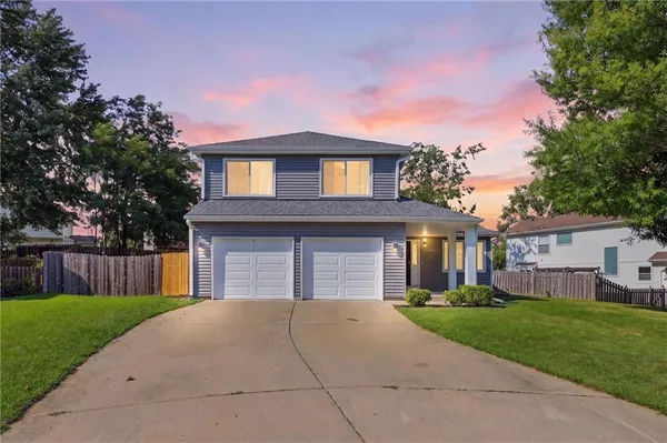 $377,000 | 10304 Northwest 85th Court, Kansas City, MO 64153