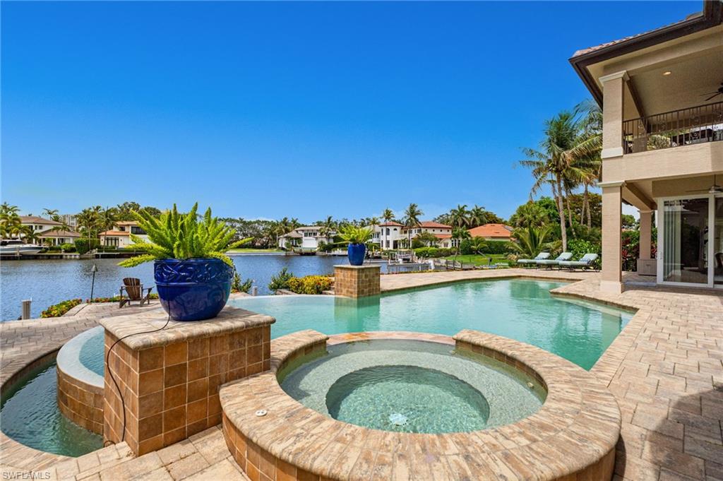 345 Devils Bight Naples, FL 34103 - Photo 17 of 21