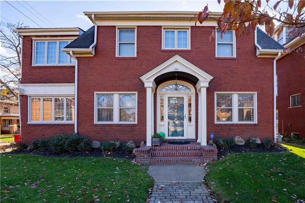 201 4th Street Beaver, PA 15009 - Photo 2 of 42 a front view of a house