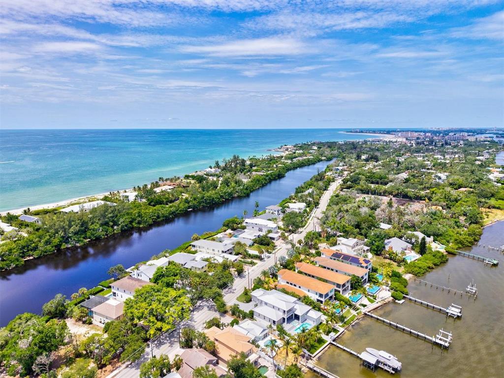 8009 Midnight Pass Road Sarasota, FL 34242 - Photo 23 of 69 Gallery Image 23