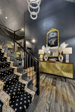 a view of entryway wih wooden floor