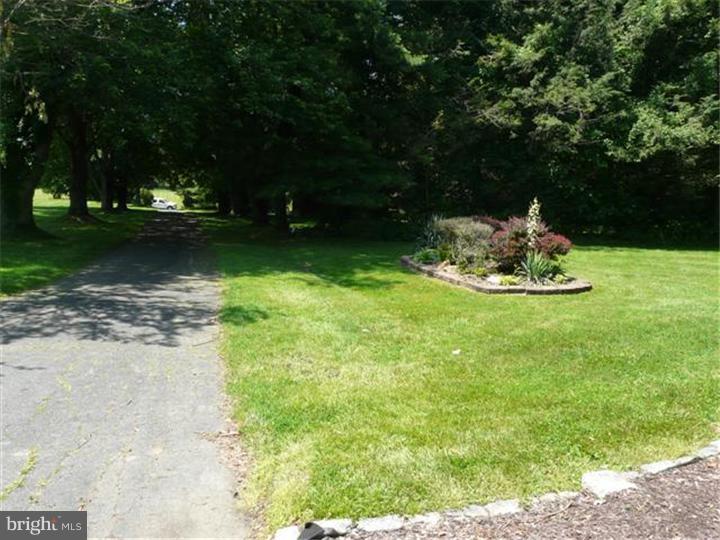 565 Middletown Road Media, PA 19063 - Photo 24 of 25 Exterior Front