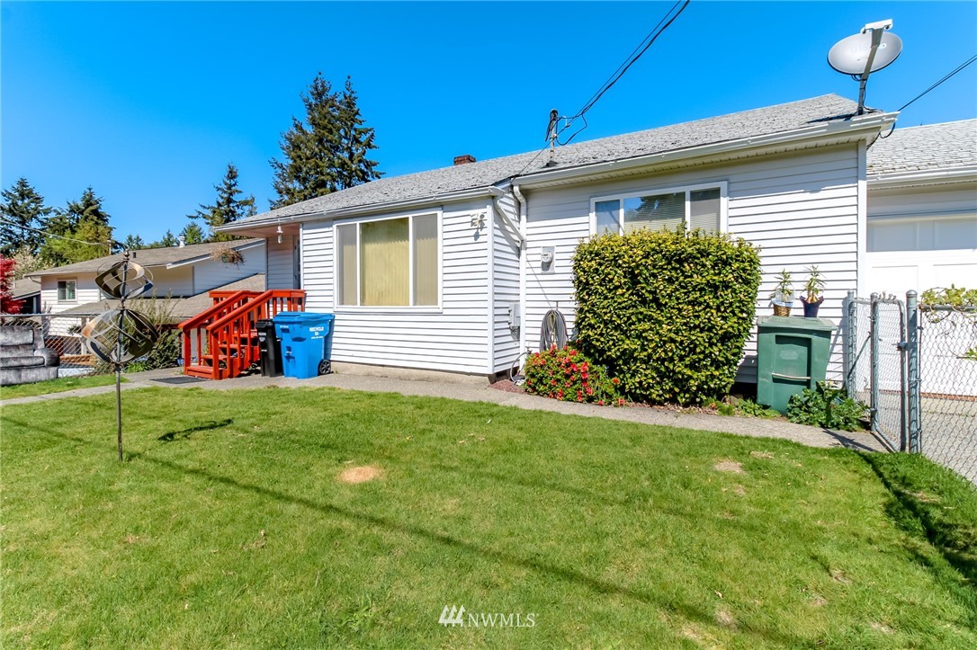 3902 Southwest 97th Street Seattle, WA 98136 - Photo 2 of 16 Gallery Image 2