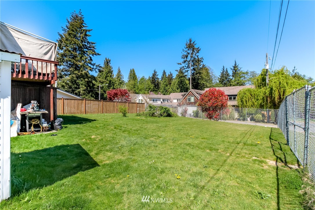 3902 Southwest 97th Street Seattle, WA 98136 - Photo 4 of 16 Gallery Image 4