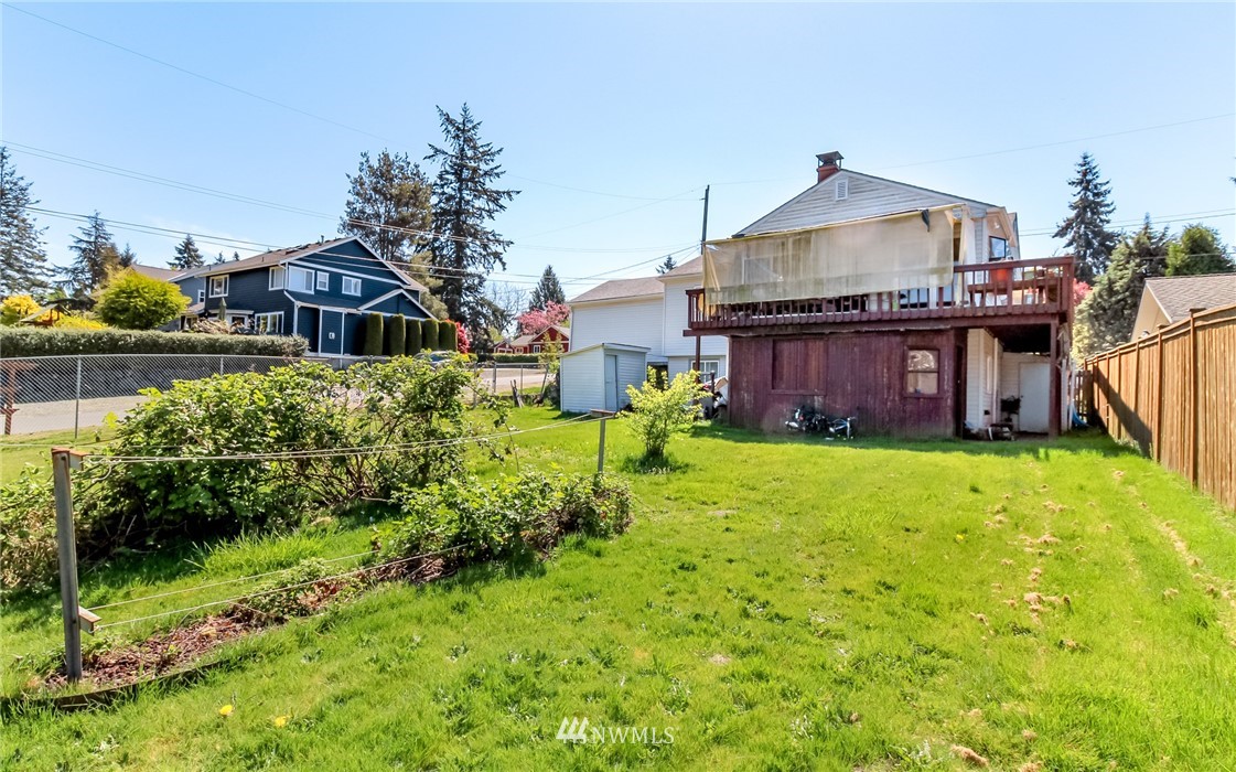 3902 Southwest 97th Street Seattle, WA 98136 - Photo 5 of 16 Gallery Image 5