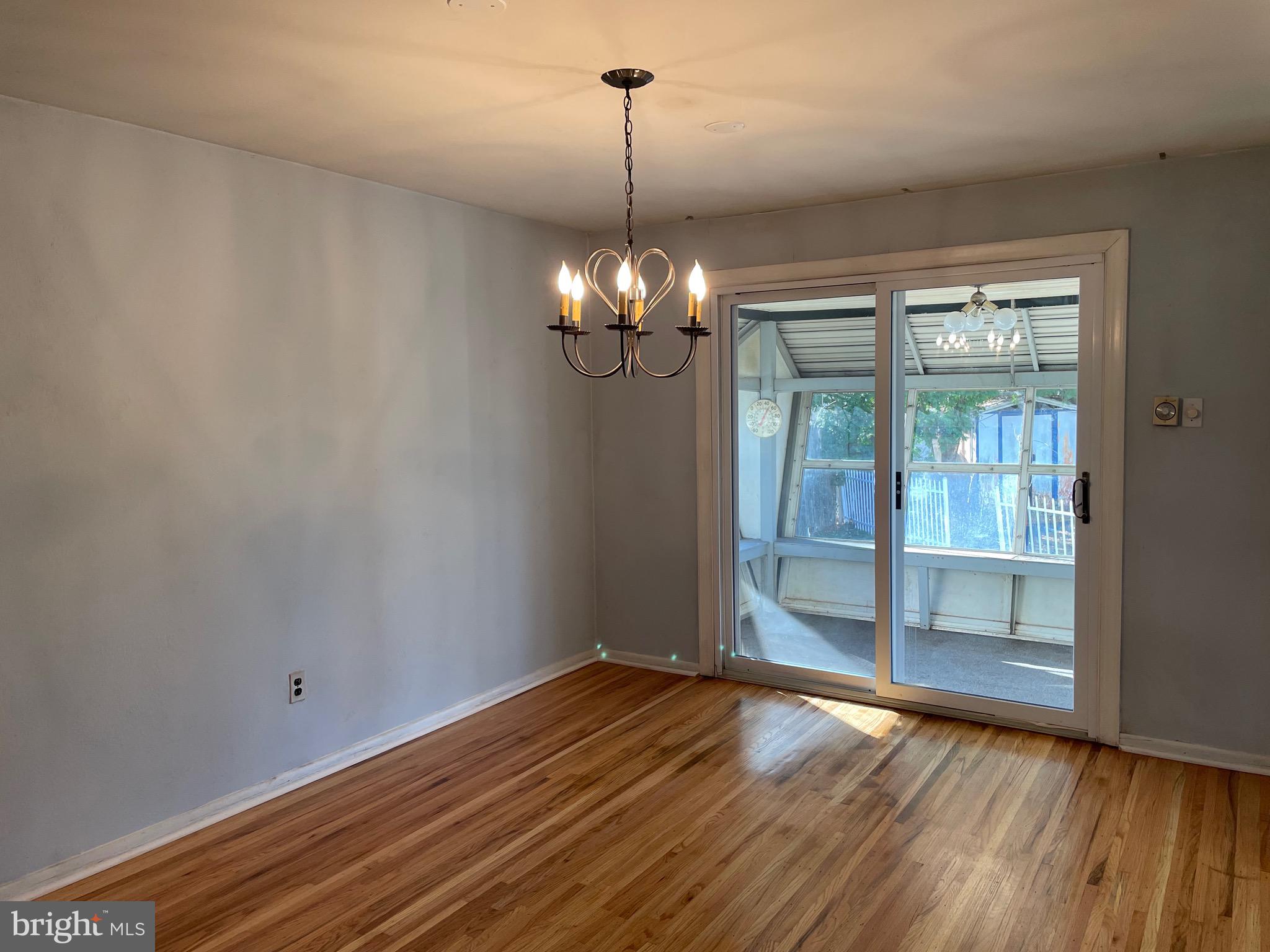 816 Densmore Road Philadelphia, PA 19116 - Photo 5 of 18 Gallery Image 5