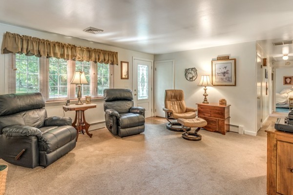 4 Maple Street Shirley, MA 01464 - Photo 13 of 26 Gallery Image 13