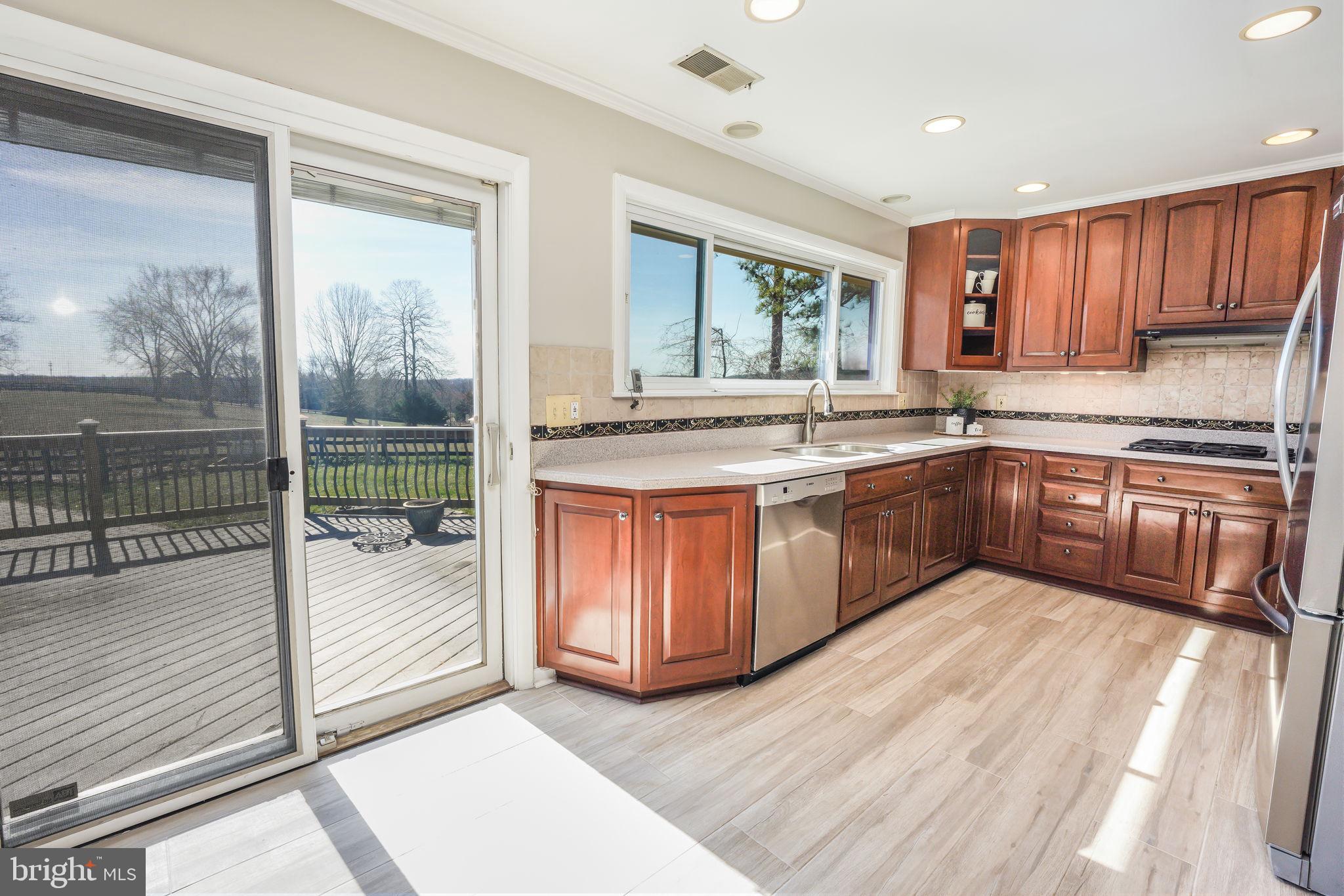 6239 Beverleys Mill Road Broad Run, VA 20137 - Photo 18 of 70 upgraded kitchen
