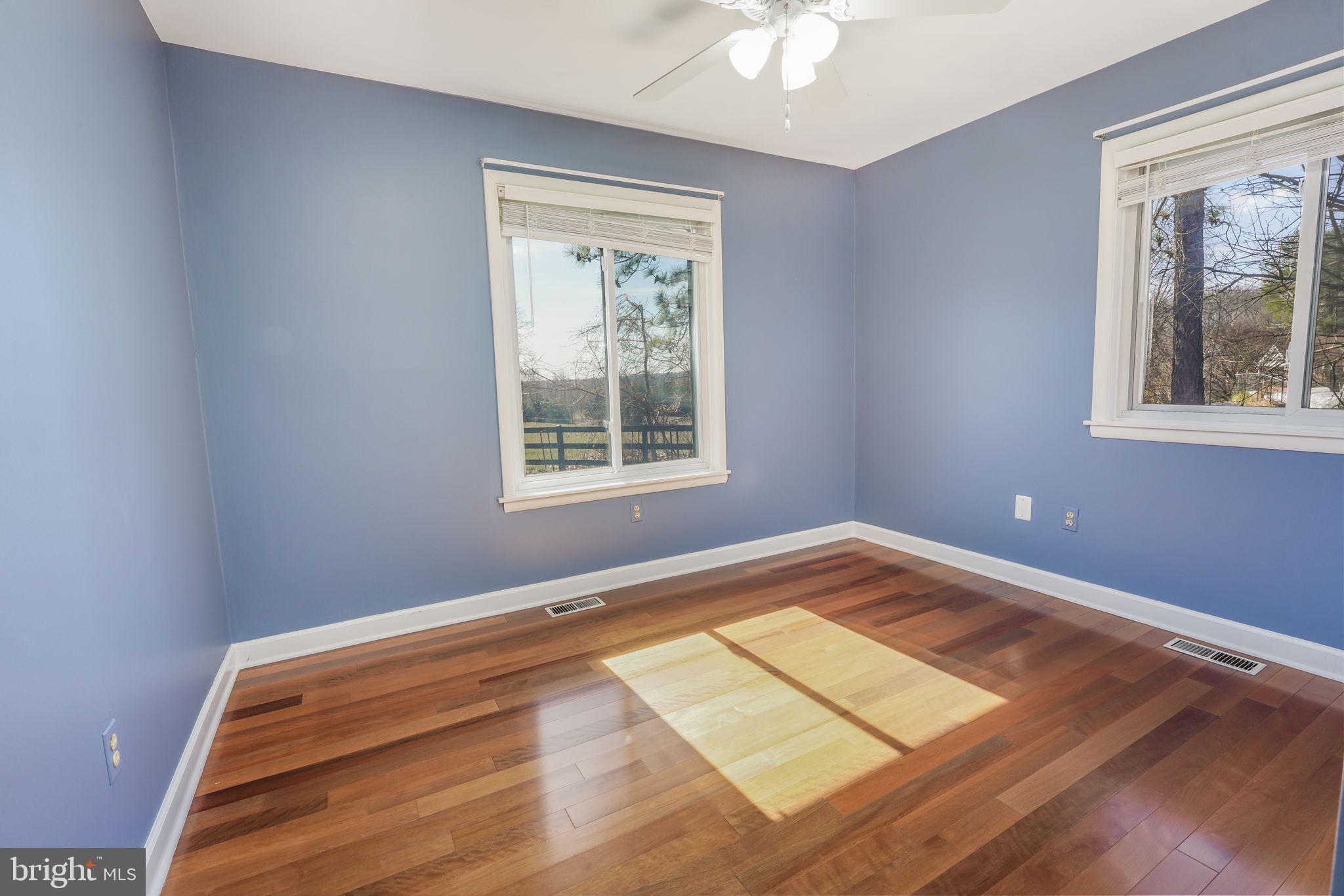 6239 Beverleys Mill Road Broad Run, VA 20137 - Photo 28 of 70 back bedroom