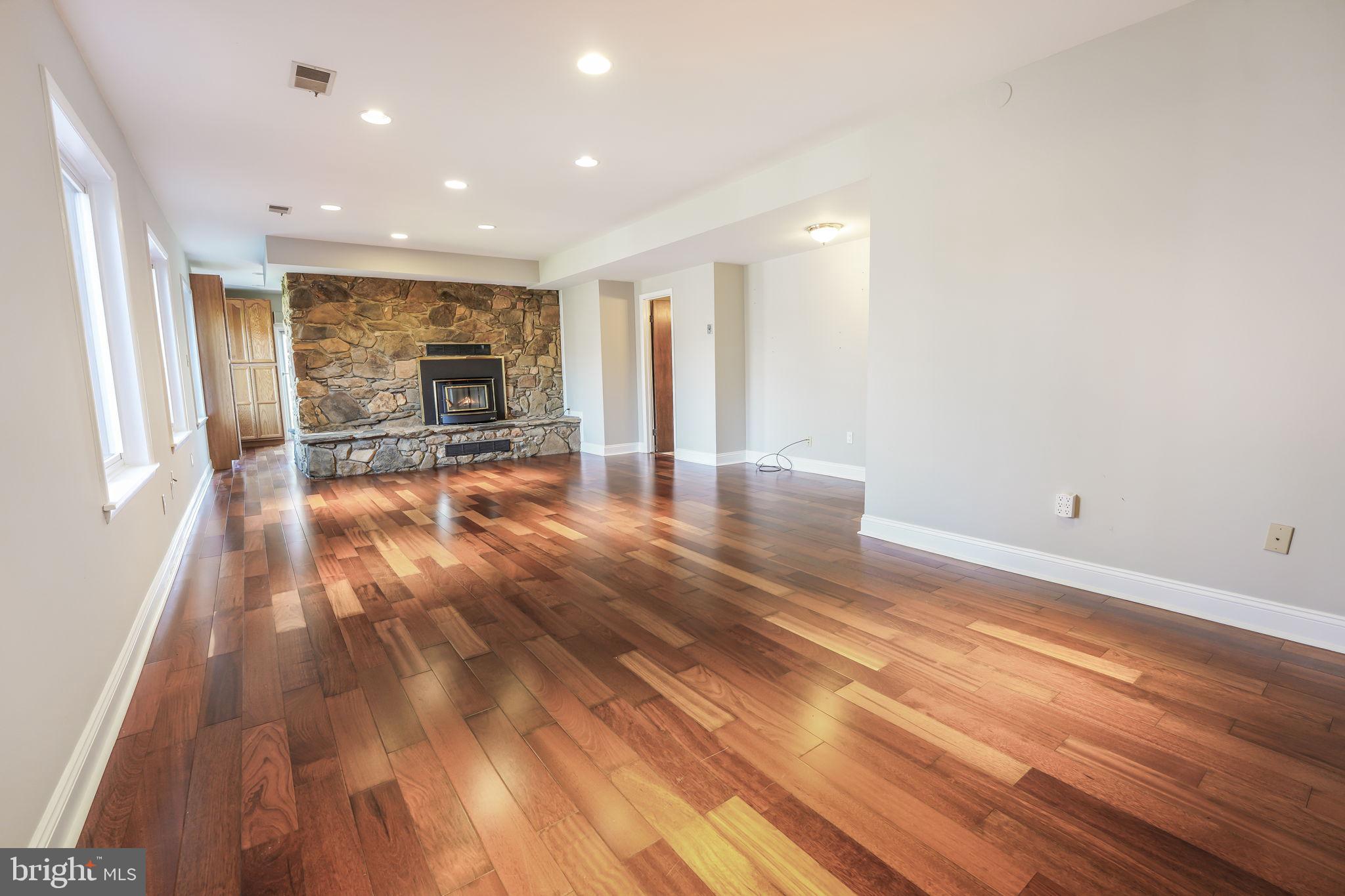 6239 Beverleys Mill Road Broad Run, VA 20137 - Photo 30 of 70 downstairs family room