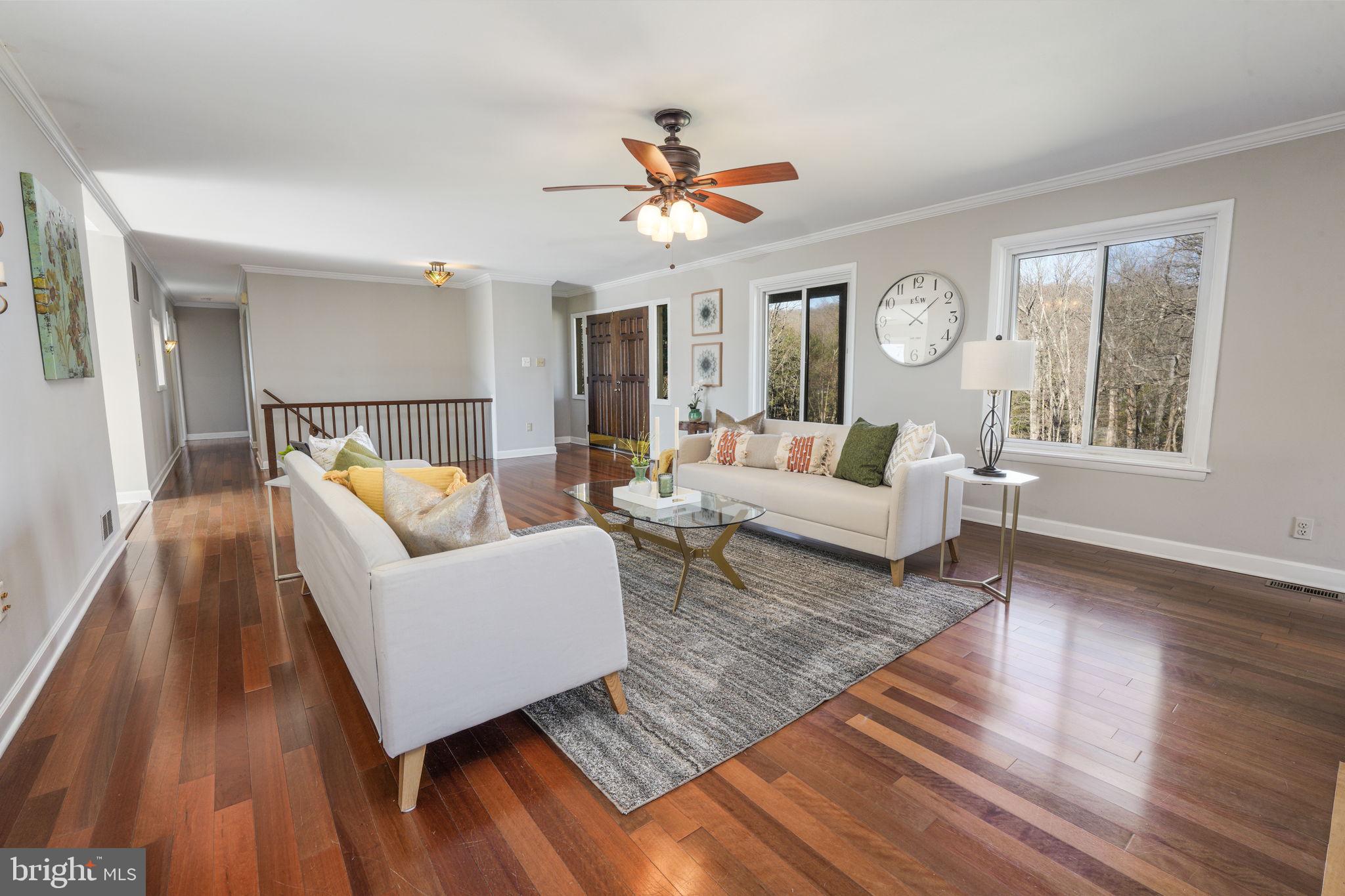 6239 Beverleys Mill Road Broad Run, VA 20137 - Photo 6 of 70 living room