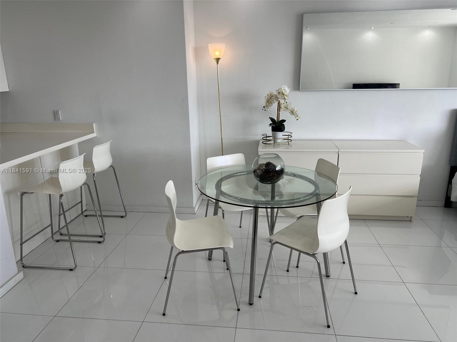 100 Lincoln Road, Unit 1601 Miami Beach, FL 33139 - Photo 2 of 57