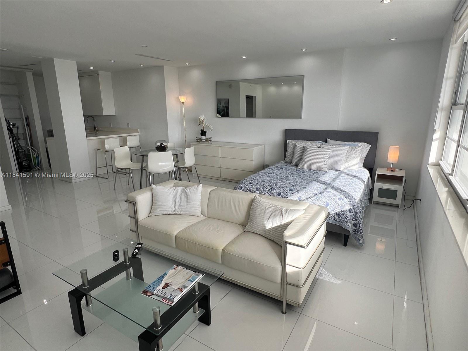 100 Lincoln Road, Unit 1601 Miami Beach, FL 33139 - Photo 7 of 57