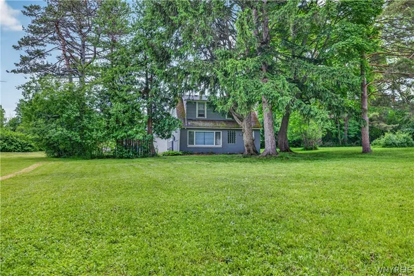 $99,900 | 2623 Hakanaw Avenue, Hamburg, NY 14075