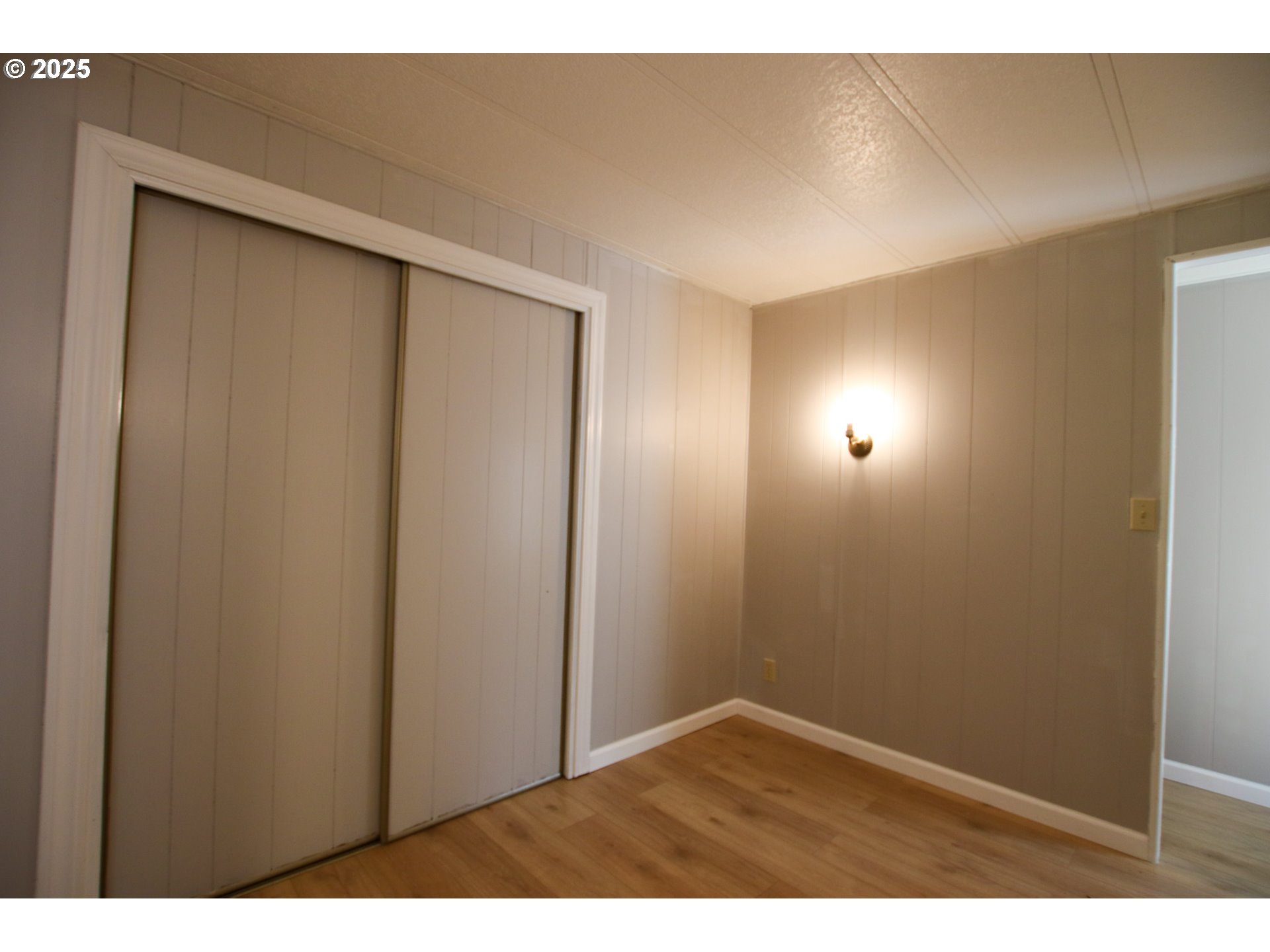 1600 Rhododendron Drive, Unit 279 Florence, OR 97439 - Photo 17 of 30 a view of an empty room