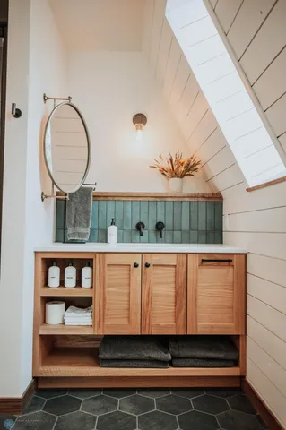 $1,700,000 | 21574 State 200, Bagley, MN 56621