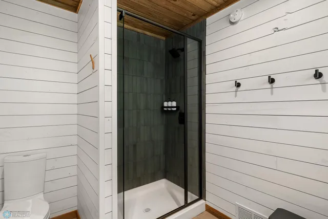 $1,700,000 | 21574 State 200, Bagley, MN 56621