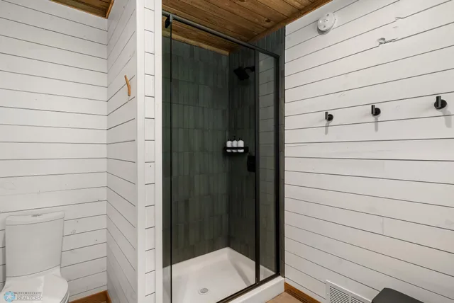 $1,700,000 | 21574 State 200, Bagley, MN 56621