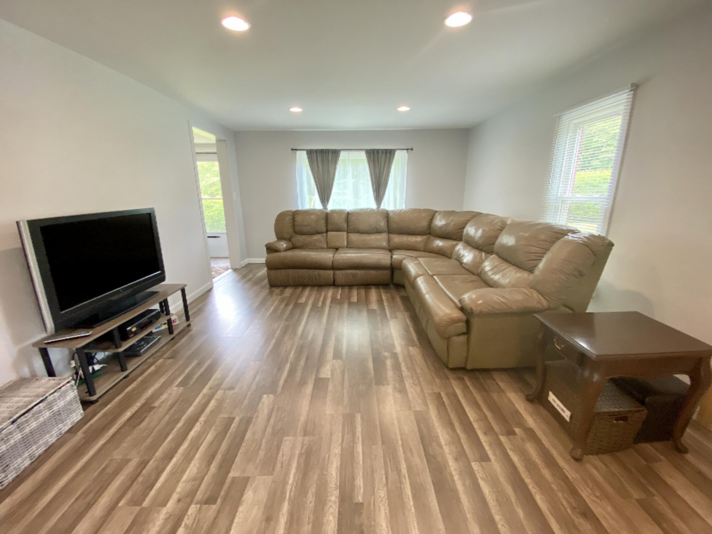 3120 West Thar Road Coloma, MI 49038 - Photo 3 of 26 E08435DA-AF38-4328-9850-A3265F61D1F7