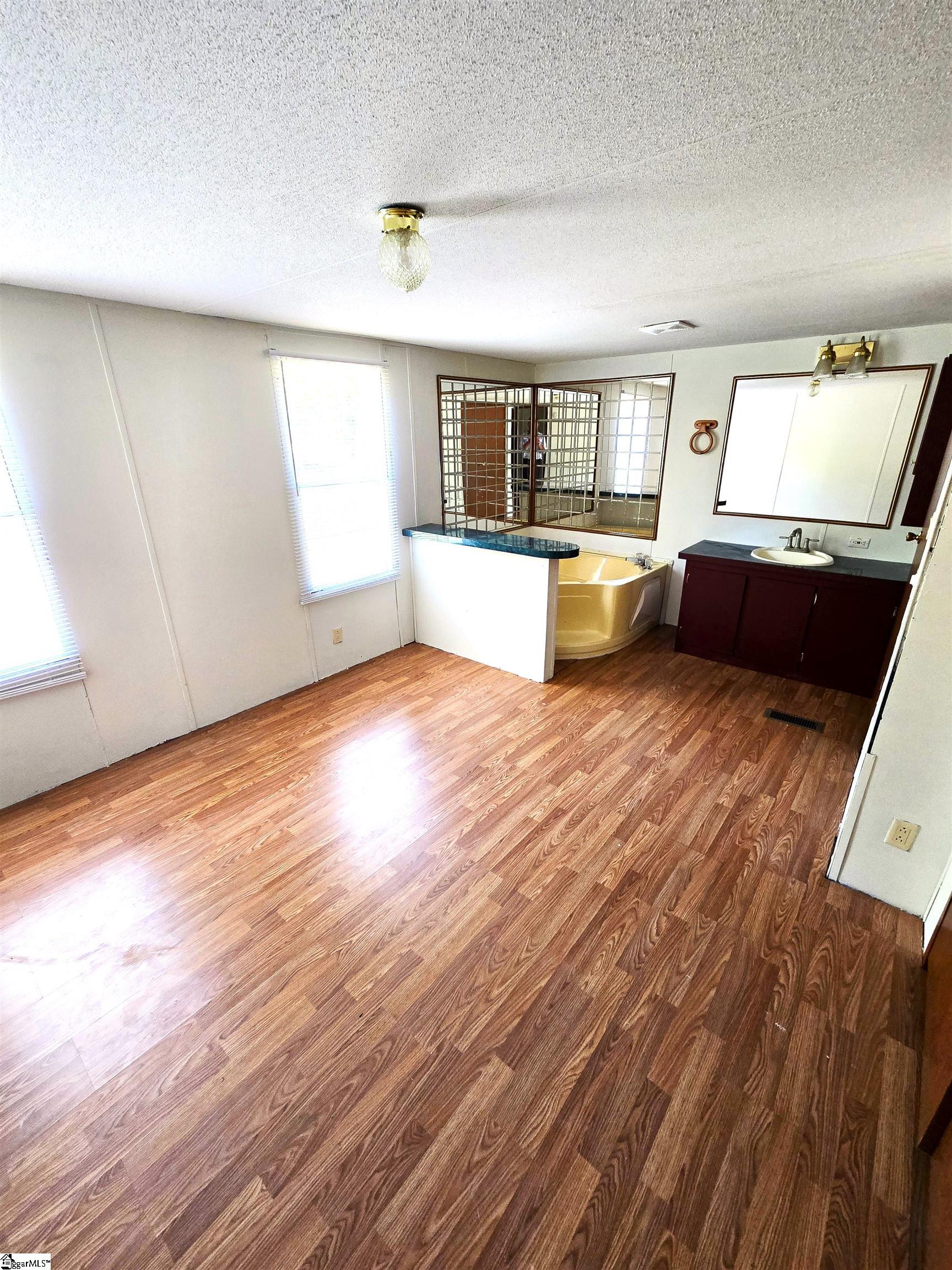 110 State Rd S-42-1267 Enoree, SC 29335 - Photo 6 of 15