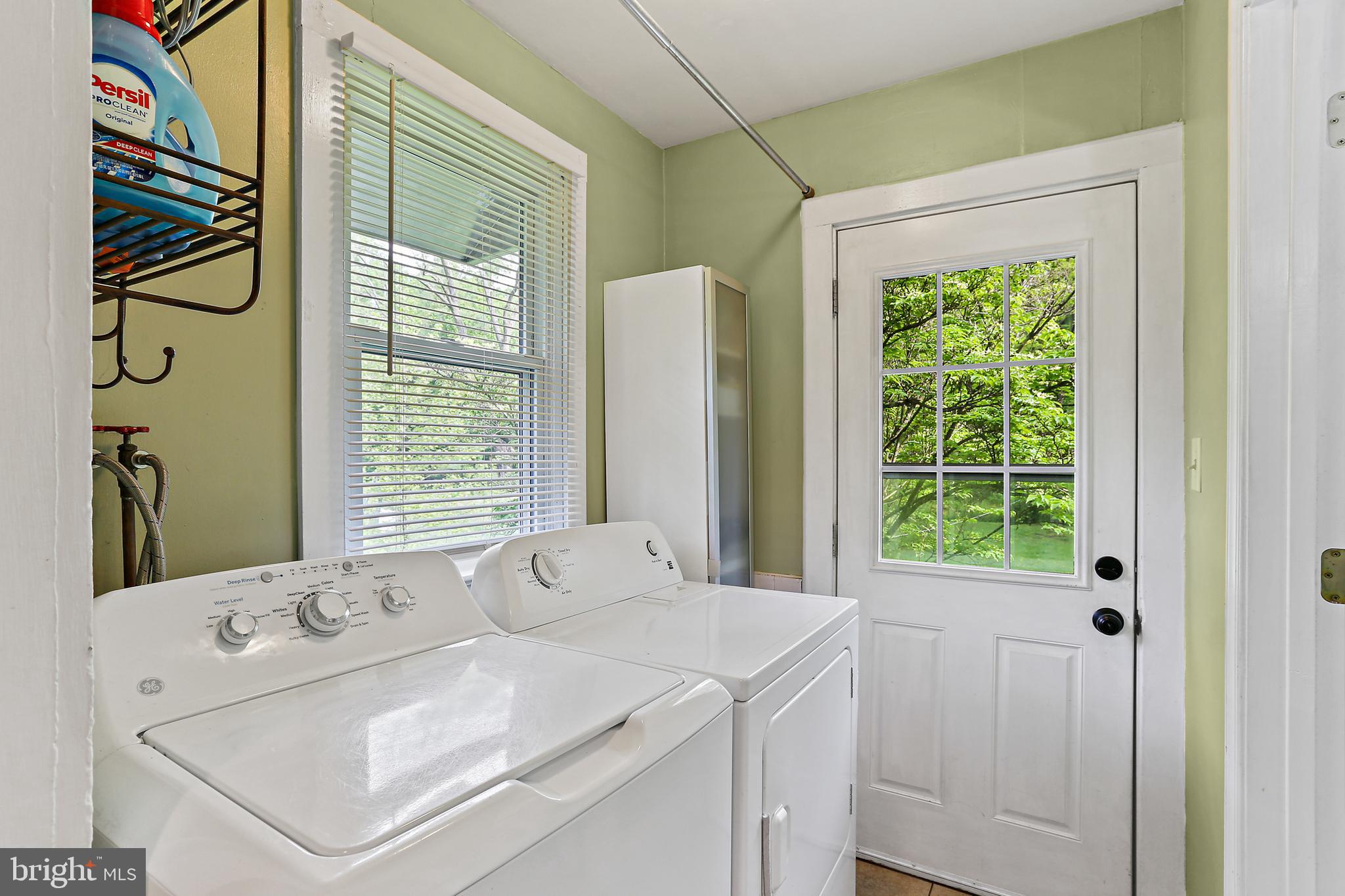 8560 Frederick Road Ellicott City, MD 21043 - Photo 13 of 31 Mud Room with Laundry