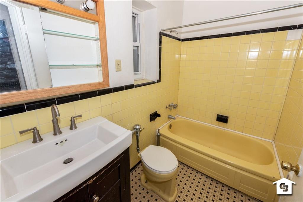 547 2nd Street Brooklyn, NY 11215 - Photo 13 of 18