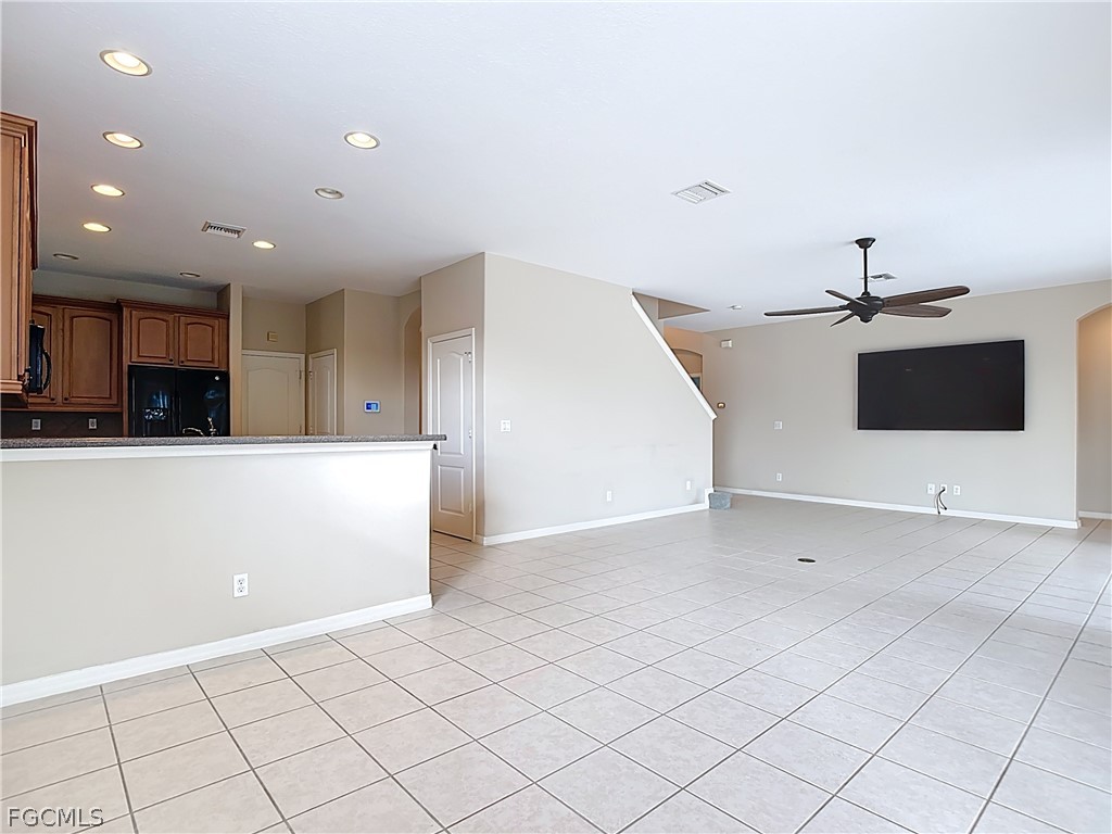 2798 Via Piazza Loop Fort Myers, FL 33905 - Photo 16 of 49
