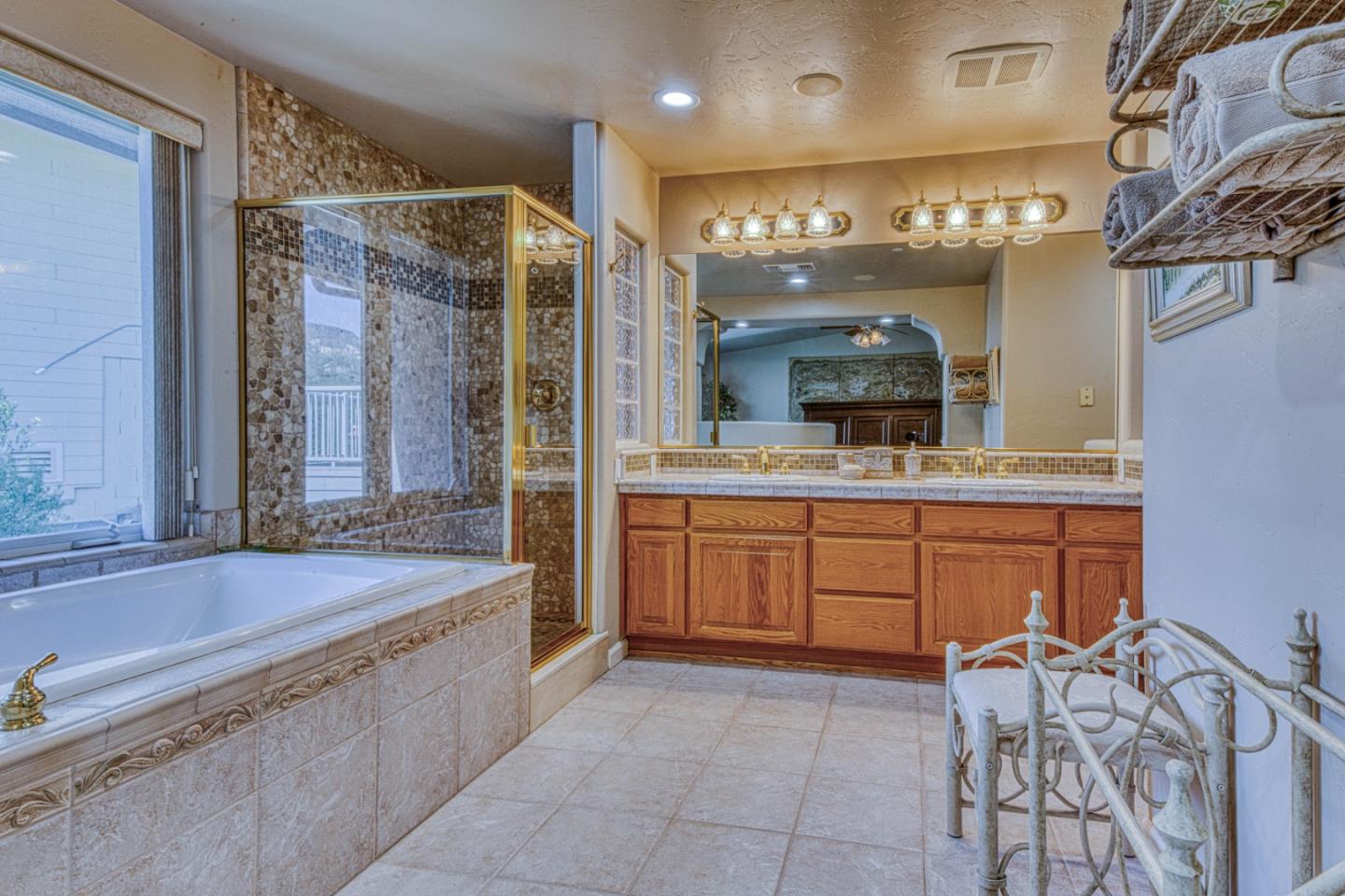 8213 Bass Point Road Bradley, CA 93426 - Photo 27 of 58