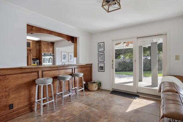 $569,900 | 287 North Bay Drive, Bullard, TX 75757