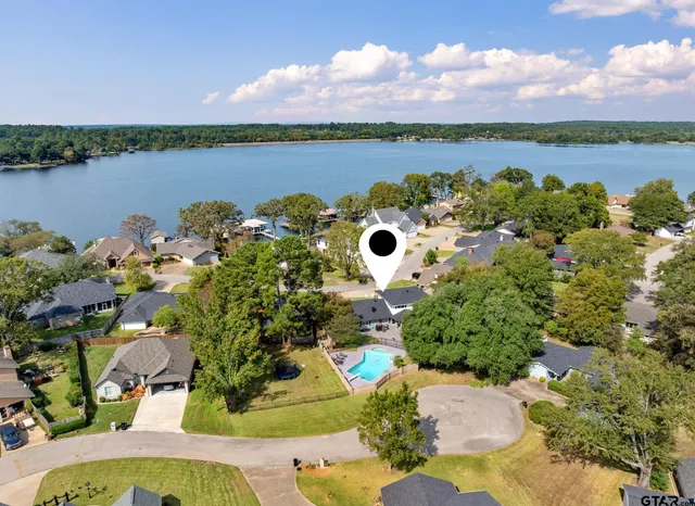 $569,900 | 287 North Bay Drive, Bullard, TX 75757