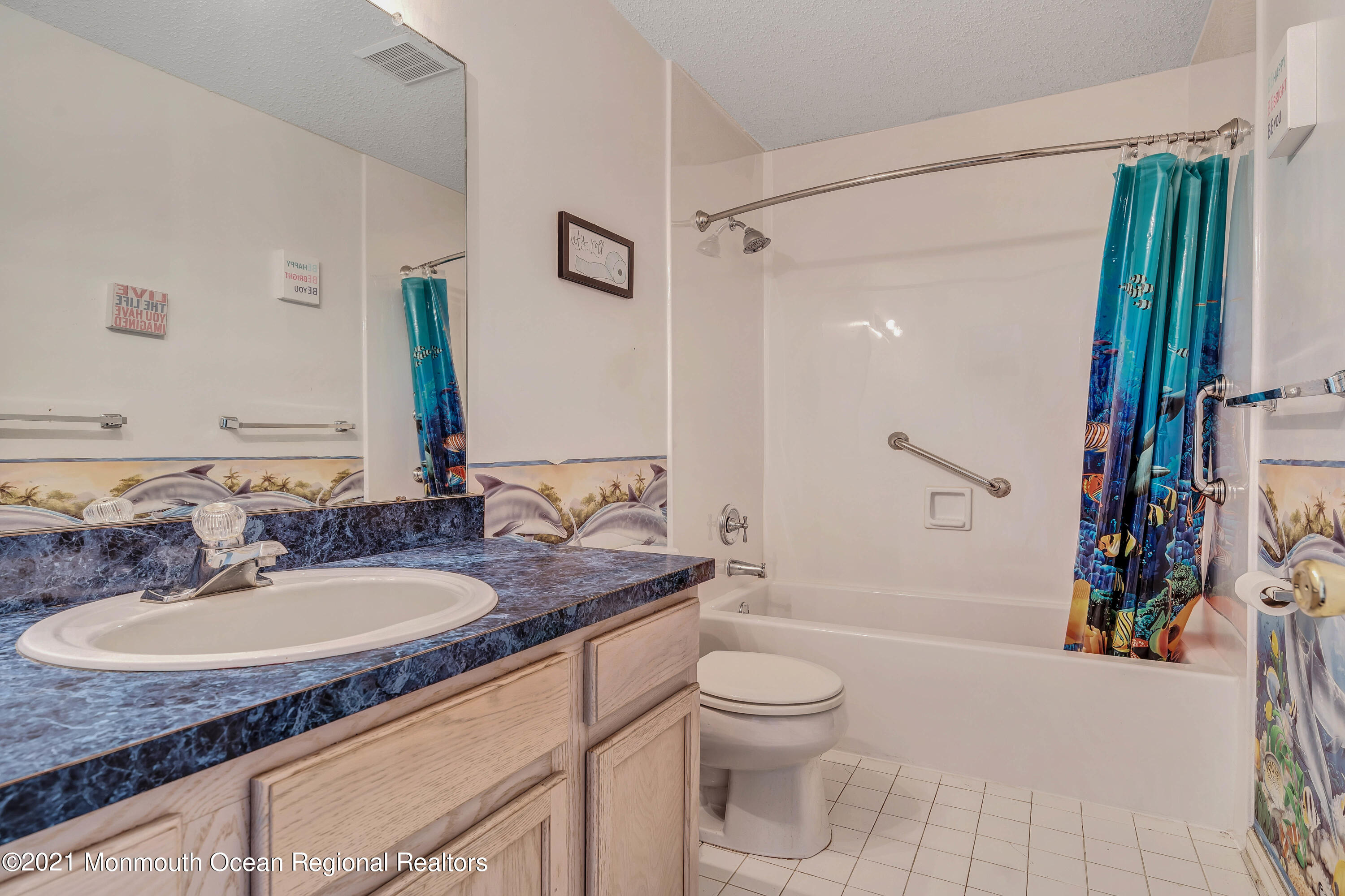 38 Crater Lake Road Howell, NJ 07731 - Photo 19 of 26 Main Upstairs Bath
