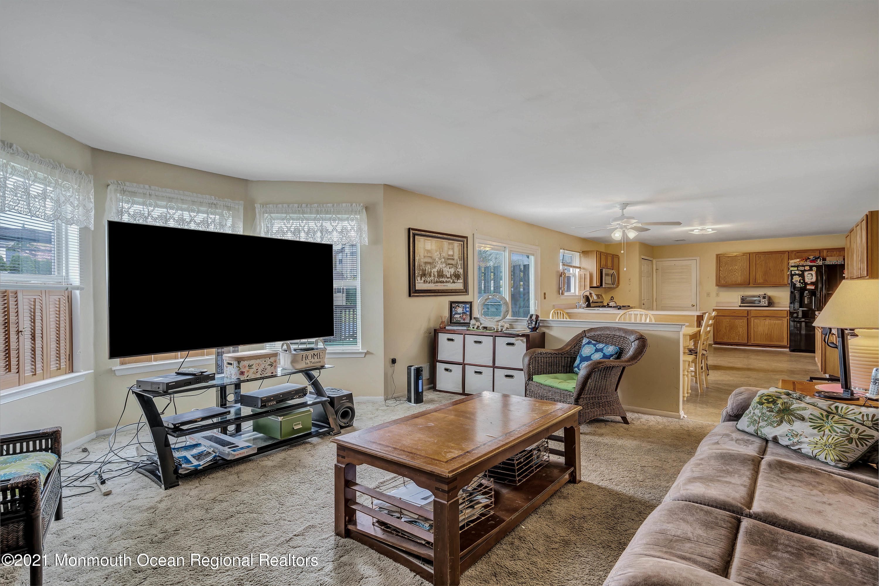 38 Crater Lake Road Howell, NJ 07731 - Photo 9 of 26 Family Room