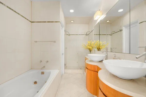 $7,250,000 | 164 East 91st Street | Upper East Side