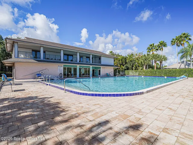 $172,000 | 1198 Breezy Way, Unit 7, Sebastian, FL 32958