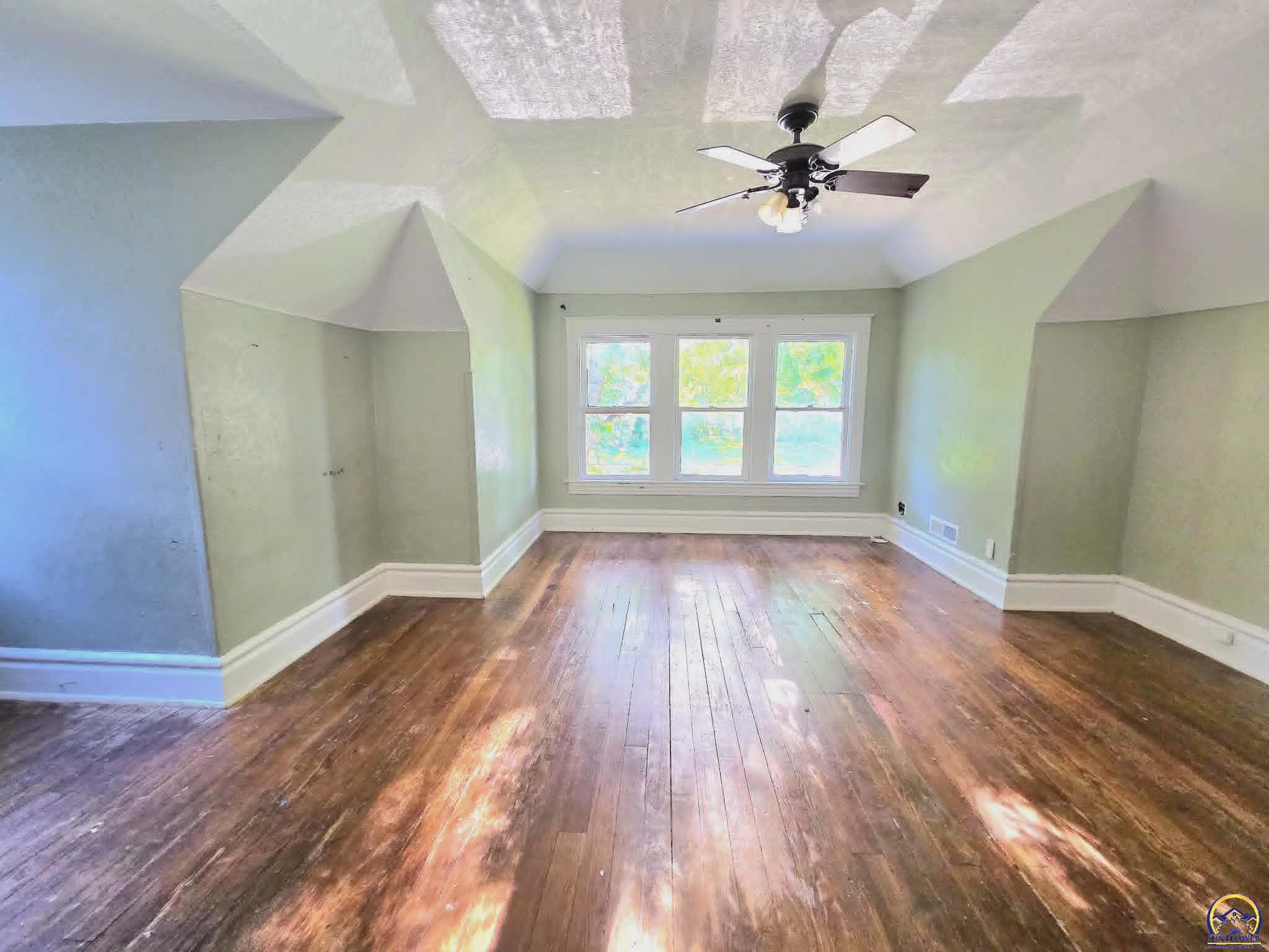 1248 Southwest Clay Street Topeka, KS 66604 - Photo 12 of 14