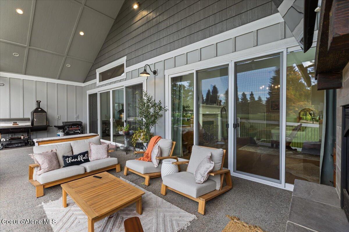 10383 North Morris Road Hayden, ID 83835 - Photo 36 of 66 31-Back patio