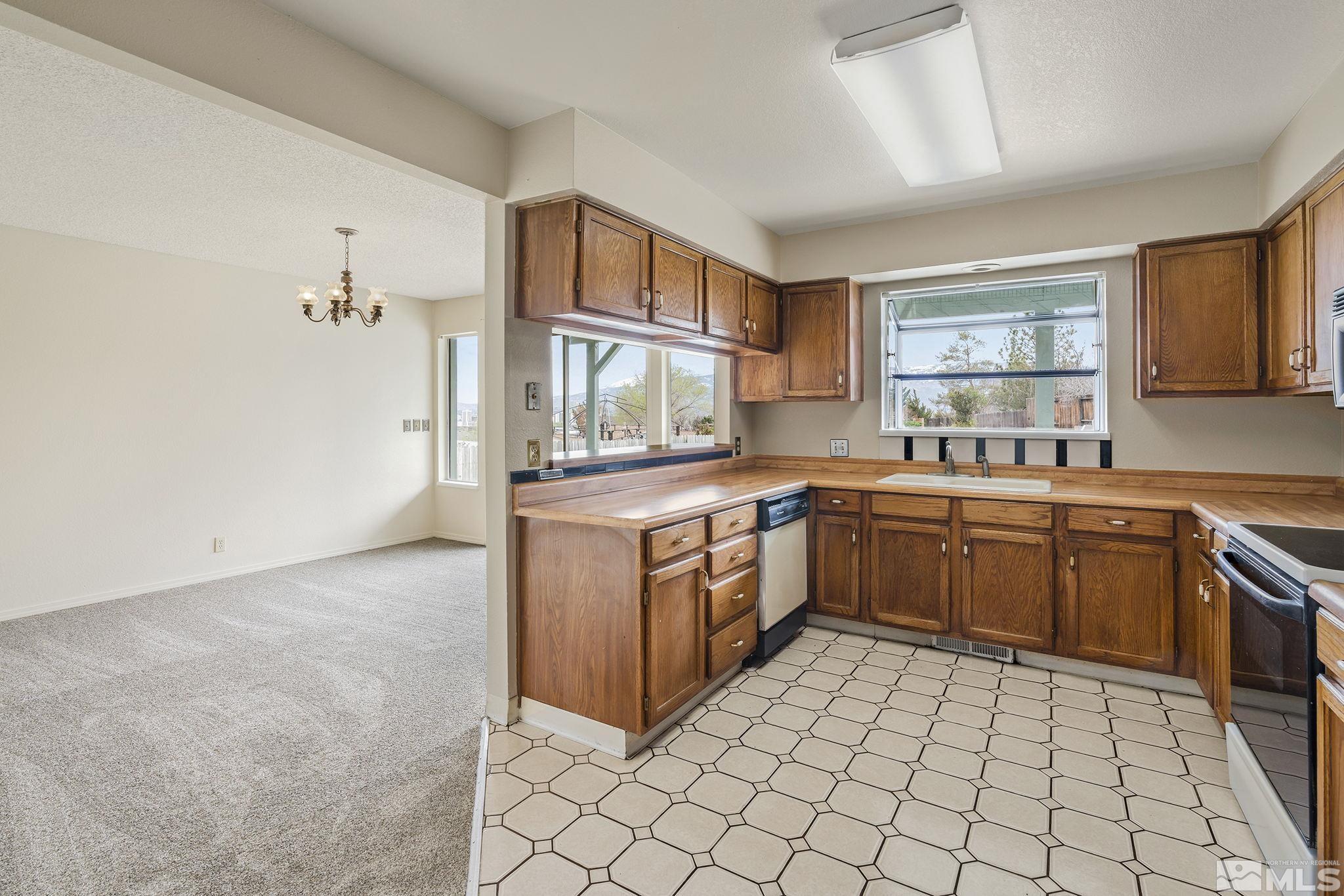 3010 Zeus Way Reno, NV 89512 - Photo 9 of 33 Photo 9