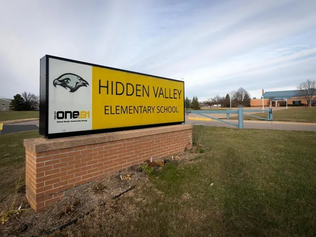 $222,000 | 13742 Inglewood Avenue, Savage, MN 55378