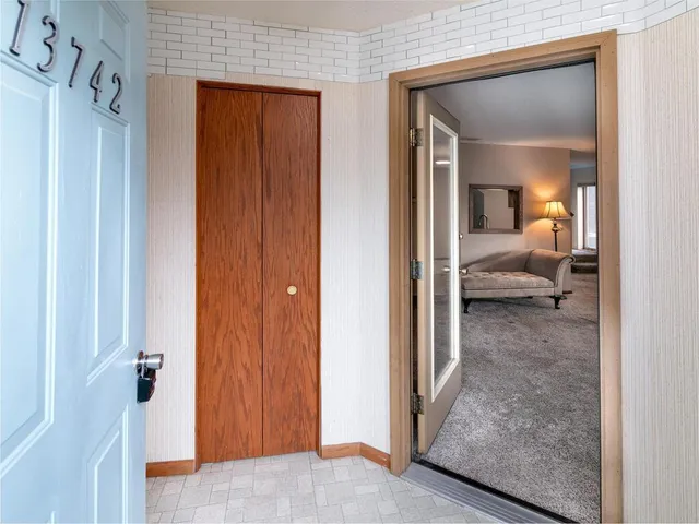 $222,000 | 13742 Inglewood Avenue, Savage, MN 55378