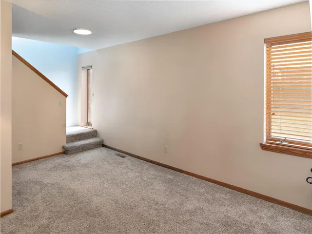 $222,000 | 13742 Inglewood Avenue, Savage, MN 55378