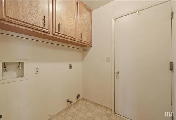 $330,000 | Undisclosed Address, Taft, CA 93268