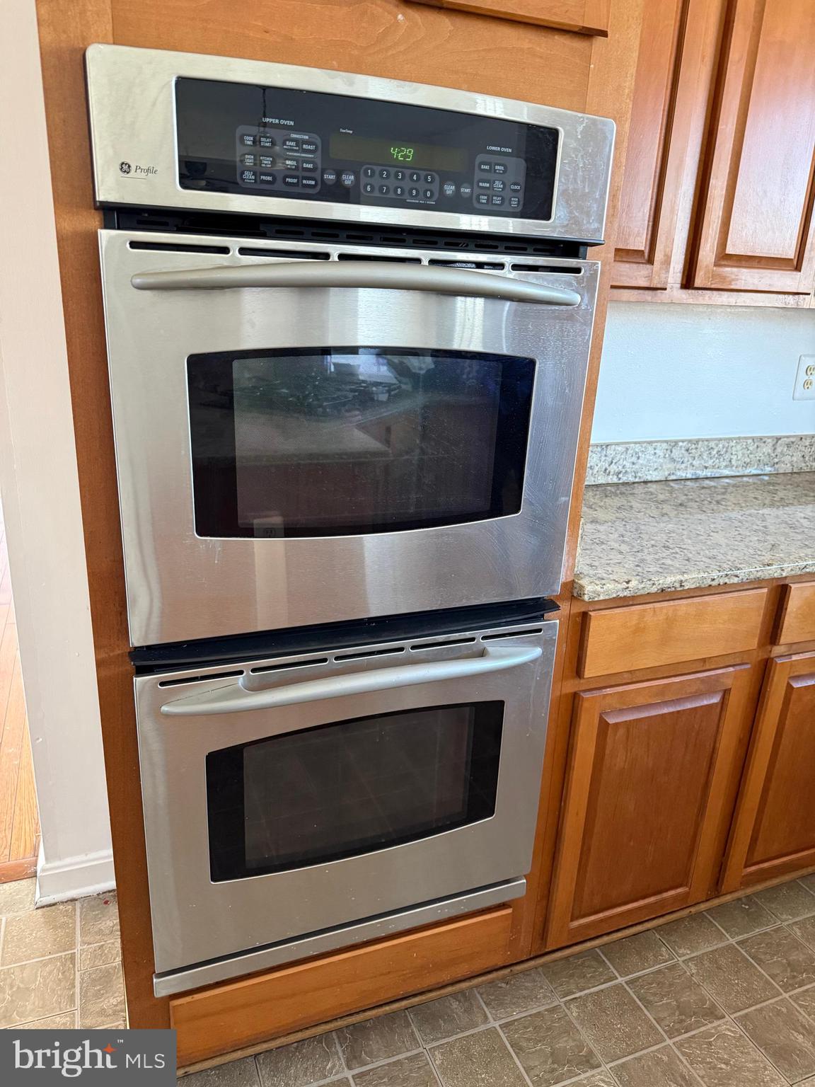 14713 Bubbling Spring Road Boyds, MD 20841 - Photo 19 of 22 New Oven