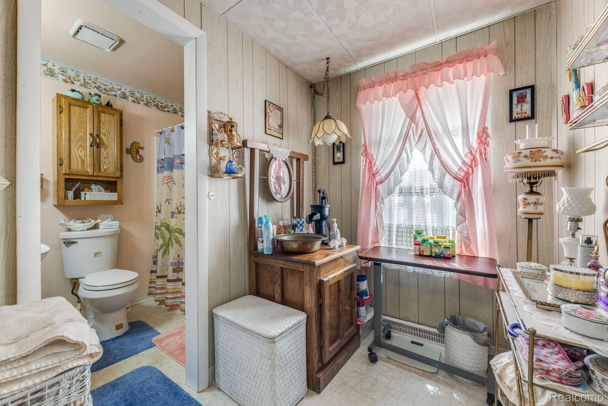 2712 Michigan Road Port Huron, MI 48060 - Photo 19 of 26 Gallery Image 19